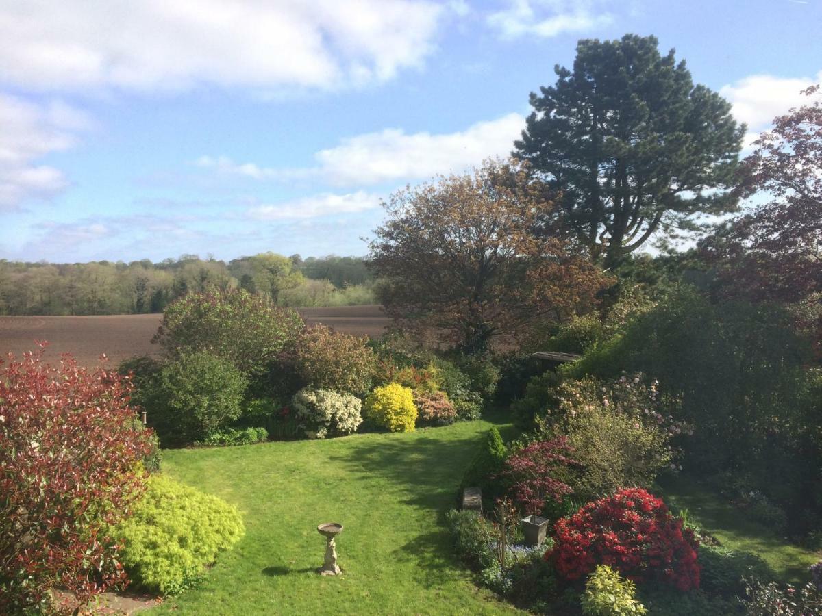 Porthkerry House Bed And Breakfast Little Budworth Exterior photo